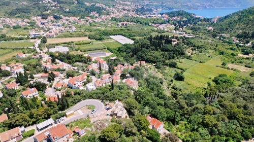 Građevinsko zemljište cca 500 m2 | Izvrsna pozicija u blizini sadržaja | Dubrovnik okolica