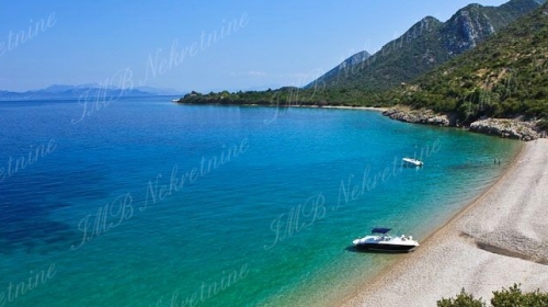 Building plot 4302 m2 first row to the sea - Dubrovnik area