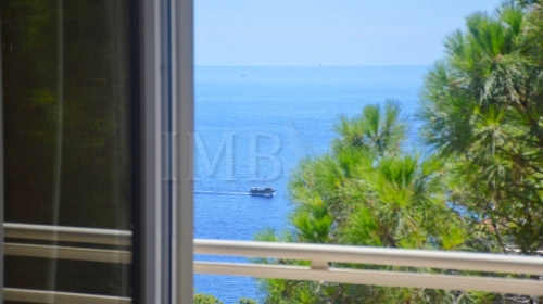 ATTRACTIVE OFFER! Apartment app. 85 m2 with beautiful sea view | Top location near beach | Dubrovnik