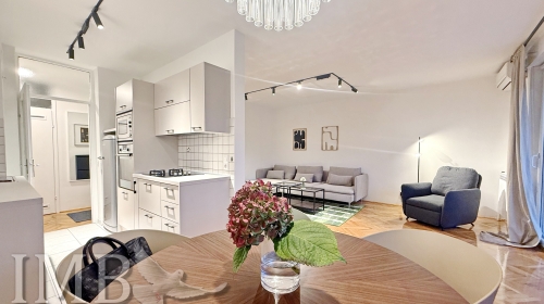 ZAGREB | PETROVA | NOVO RENOVIRAN I NAMJEŠTEN STAN 74 m²