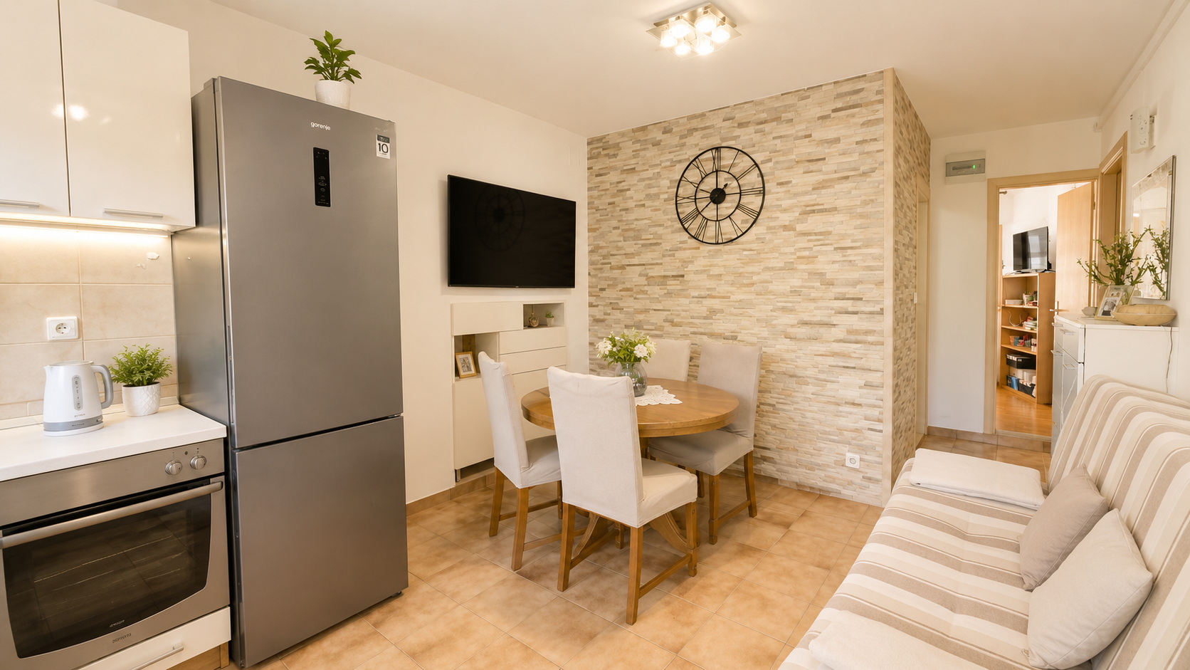 Stan 52 m2 s prostranom terasom | 2 spavaće sobe | Tražena lokacija nadomak poslovnog centra grada | Dubrovnik, Gruž