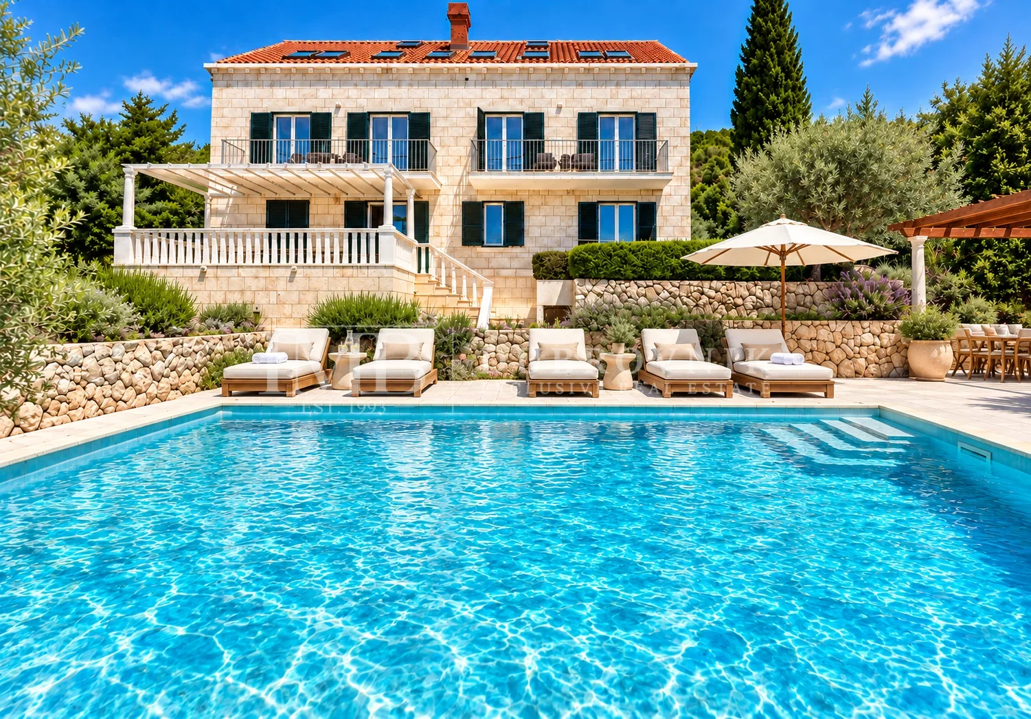 STAN 123 m2 U VILI S BAZENOM | 3 SS | POGLED NA MORE I OTOKE - Dubrovnik okolica
