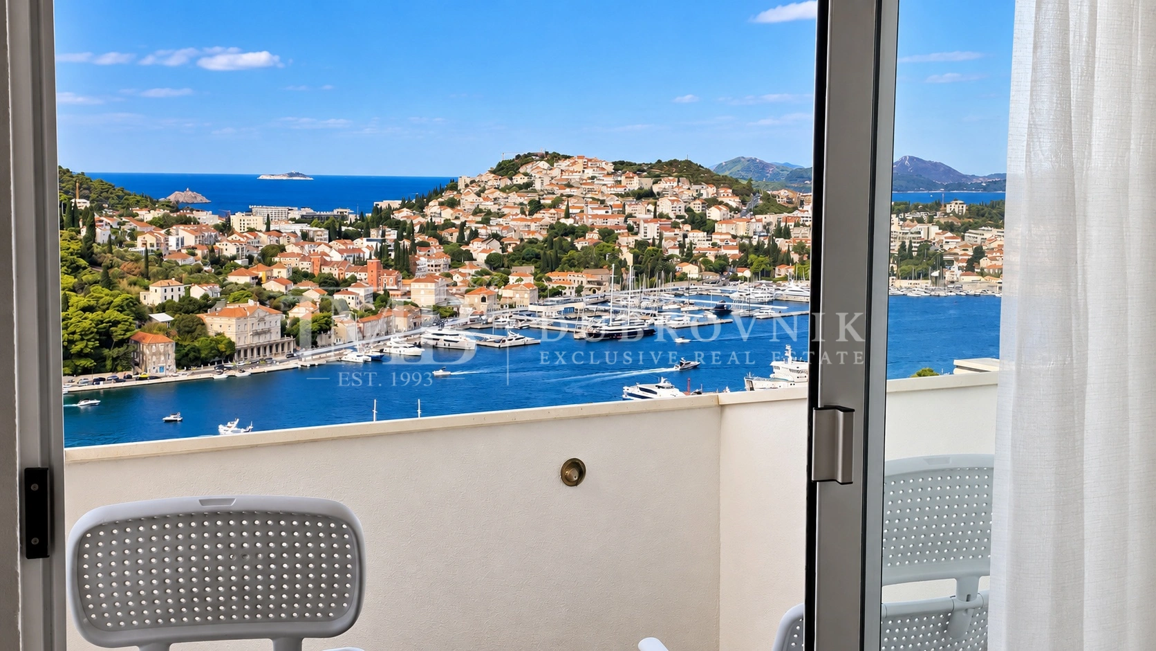 ATRAKTIVNO! Novije renoviran stan 46 m2 s panoramskim pogledom na more | Dubrovnik