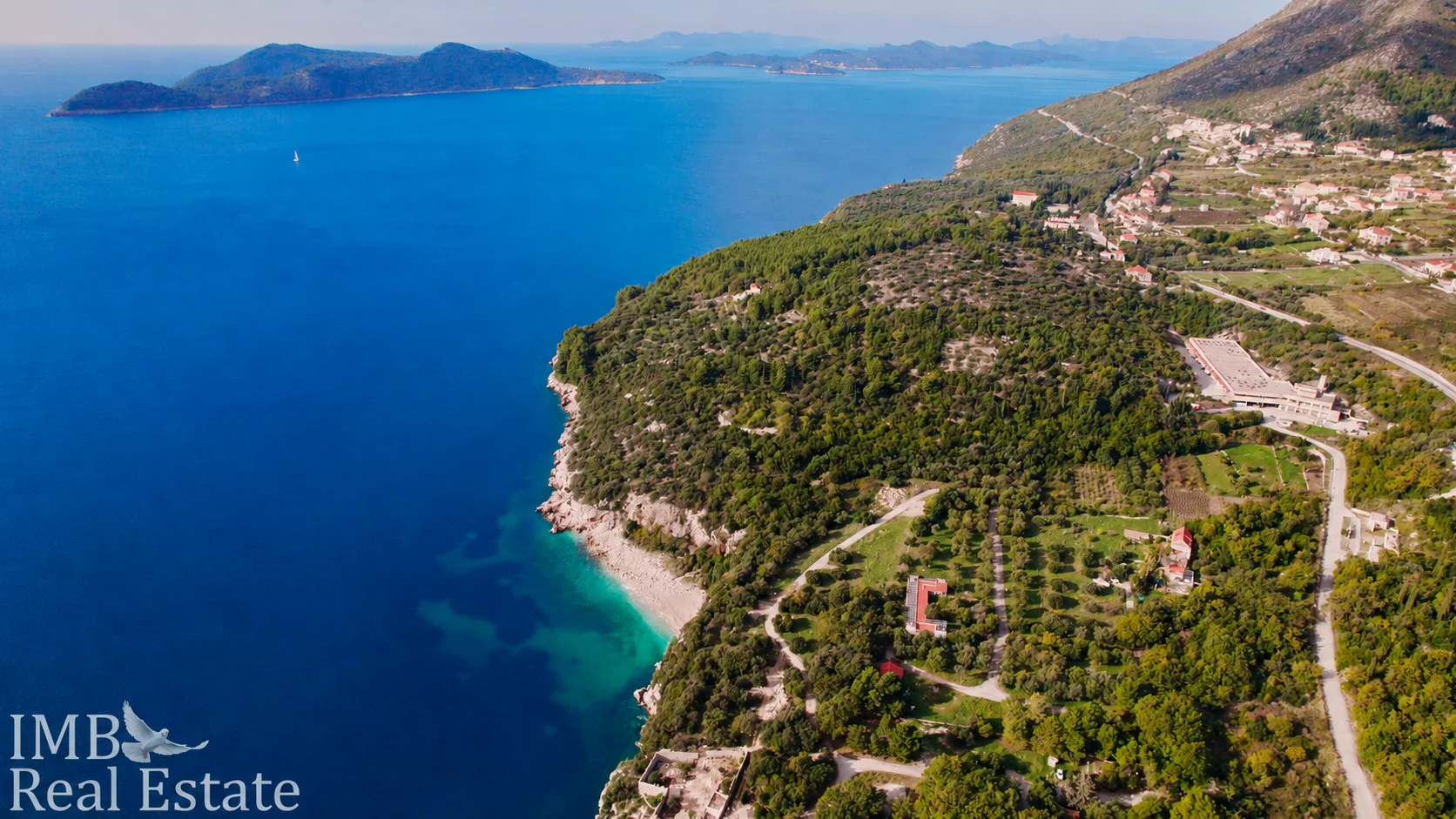 Prostrano imanje 5.700 m2 | Kuća + Građevinsko zemljište | Atraktivna lokacija u blizini mora | Dubrovnik okolica